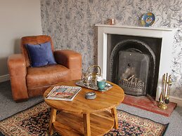 1 Royal Oak Cottages