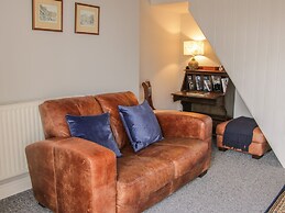 1 Royal Oak Cottages