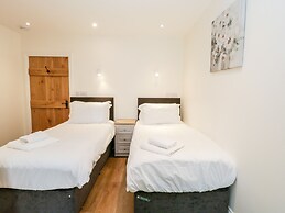 Shipswheel Cottage at Broadings Farm