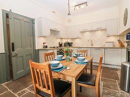 Harmony Cottage - Harmony Gardens