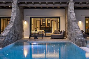 Aeonic Suites and Spa