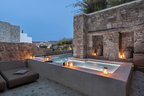 Aeonic Suites and Spa