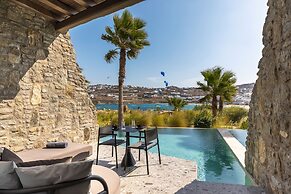 Aeonic Suites and Spa