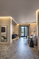 Aeonic Suites and Spa