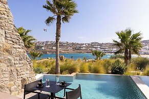 Aeonic Suites and Spa