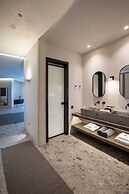 Aeonic Suites and Spa