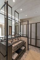 Aeonic Suites and Spa