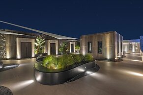 Aeonic Suites and Spa