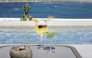 Aeonic Suites and Spa