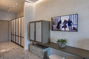 Aeonic Suites and Spa