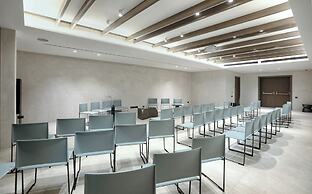 Aeonic Suites and Spa