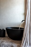 Aeonic Suites and Spa