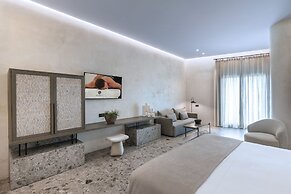 Aeonic Suites and Spa