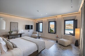 Aeonic Suites and Spa