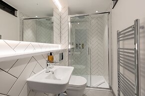 Destiny Scotland Market St Apartments