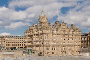 Destiny Scotland Market St Apartments