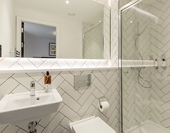 Destiny Scotland Market St Apartments