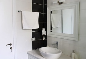 Limani Deluxe Apartments