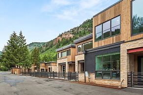 Le Chamonix #11 Aspen Highlands by iTrip Aspen Snowmass