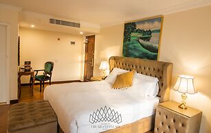 The Grand Palace Hotel