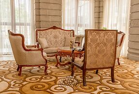 The Grand Palace Hotel