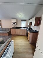 3 Bedroom Caravan, Sleeps 8, at Parkdean Newquay Holiday Park