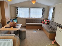3 Bedroom Caravan, Sleeps 8, at Parkdean Newquay Holiday Park
