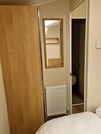 3 Bedroom Caravan, Sleeps 8, at Parkdean Newquay Holiday Park