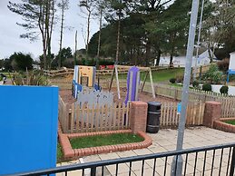 3 Bedroom Caravan, Sleeps 8, at Parkdean Newquay Holiday Park