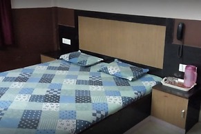 Goroomgo Samrat Palace Puri