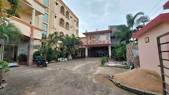 Goroomgo Silicon Residency Puri