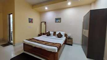 Goroomgo Silicon Residency Puri