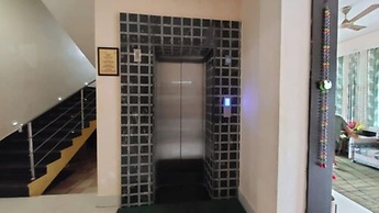 Goroomgo Silicon Residency Puri