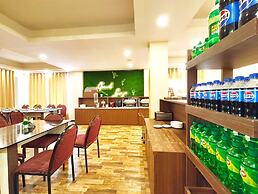 Goroomgo Grand Resort Puri