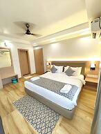 Goroomgo Grand Resort Puri