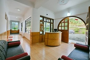 Goroomgo Sapphire Inn Bhimtal