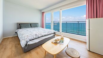 Gangneung Haerang Pension