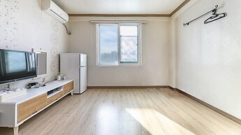 Gangneung Haerang Pension