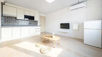 Gangneung Haerang Pension