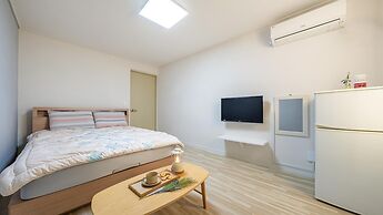 Gangneung Haerang Pension