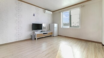 Gangneung Haerang Pension