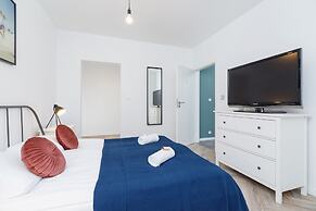 Premium Apartment Ludwinowska by Renters