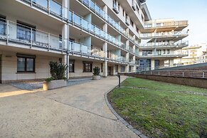 Premium Apartment Ludwinowska by Renters