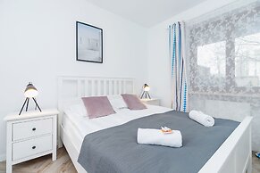 Premium Apartment Ludwinowska by Renters