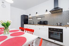 Premium Apartment Ludwinowska by Renters