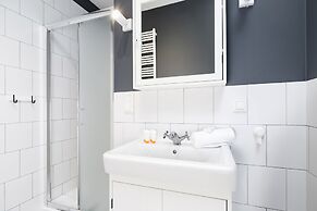 Premium Apartment Ludwinowska by Renters