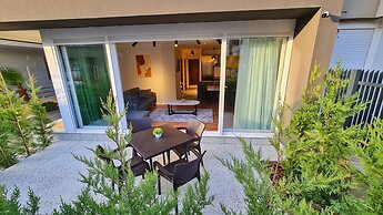 Letstay Sweet Home Yellow