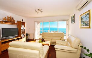 Lilly - spacious 3 bedroom apartment