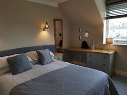 River Haven Hotel