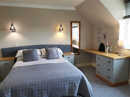River Haven Hotel